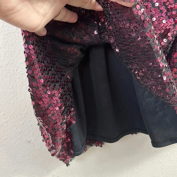 Betsy & Adam Sequin Sleeveless V-neck Maxi Evening Dress Gown in burgundy size 4 - Picture 10 of 16